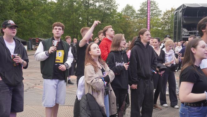 Kortowiada 2025. Koncerty na Plaży Kortowskiej przyciągnęły tłumy. Tak wyglądał drugi dzień imprezy!