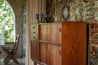 Remont domu z lat 70. - zobacz metamorfozę wyjątkowej Hacjendy Kiekrz w Poznaniu