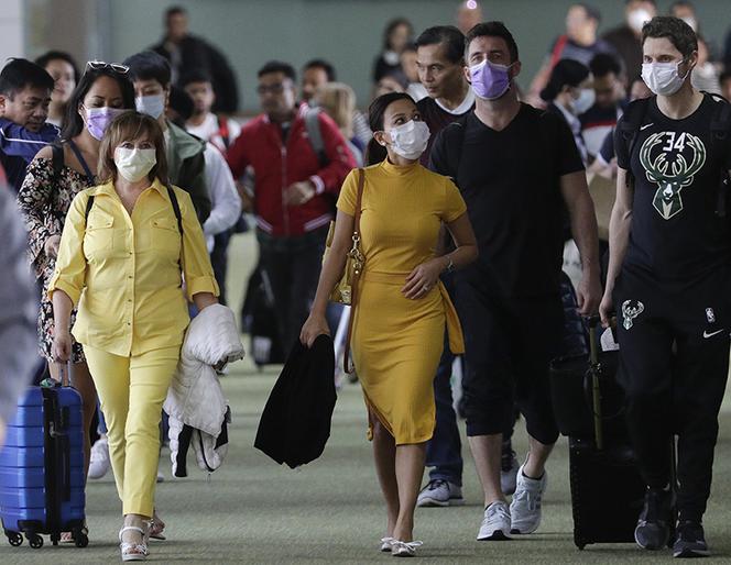 Wirus z Chin atakuje Europę