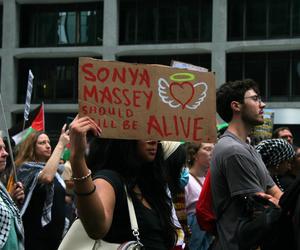 Ponad 100 tysięcy demonstrantów zjedzie do Chicago