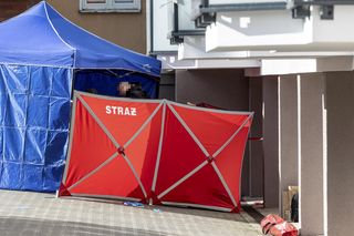 Zabójstwo 51-letniej kobiety w Koziegłowach. Podejrzany usłyszał zarzuty. Oblał jej ciało, twarz i szyję, silnie żrącą substancją
