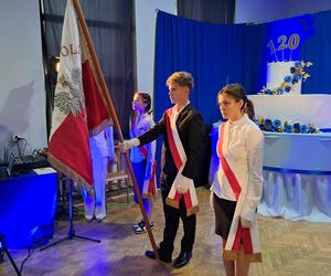 Szkoła Podstawowa nr 1 w Starachowicach ma już 120 lat. Zobaczcie zdjęcia z uroczystości