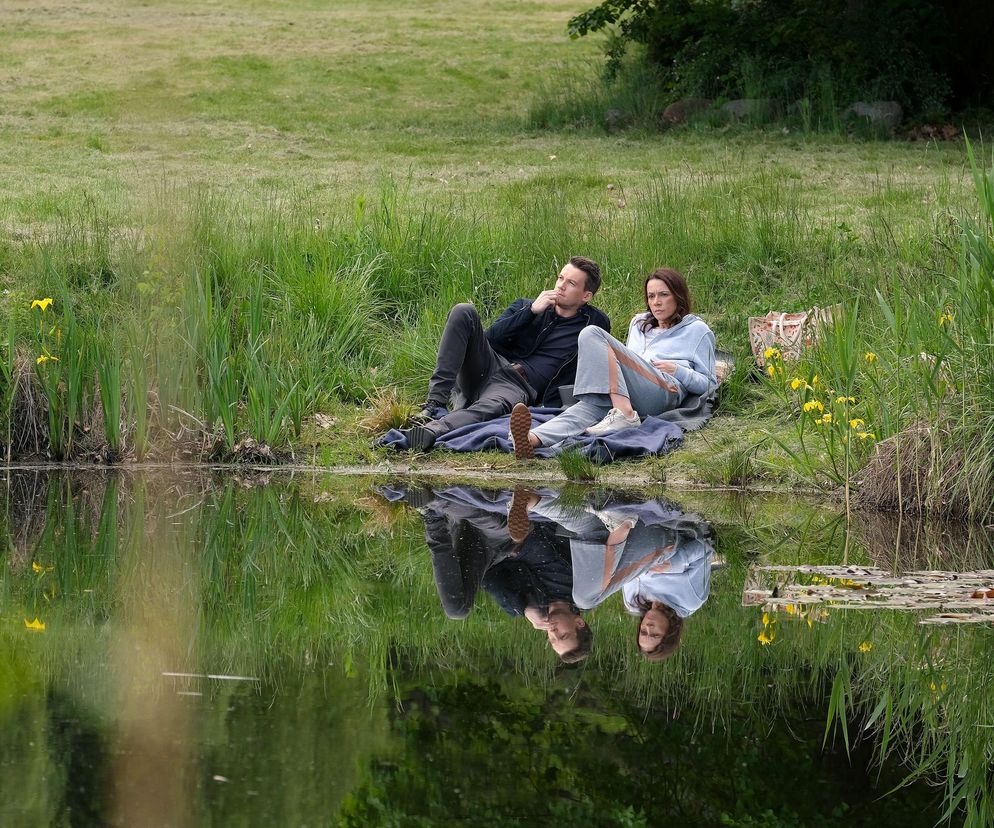 M jak miłość, odcinek 1880: Wyjątkowe chwile Martyny i Jakuba. Wprowadzi się do leśniczówki?