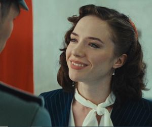 Zatoka szpiegów 2, odcinek 12. Eva Stromberg (Sonia Mietielica), Franz Neumann (Bartosz Gelner)