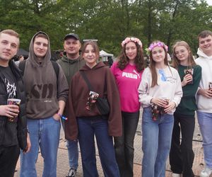 Kortowiada 2025. Koncerty na Plaży Kortowskiej przyciągnęły tłumy. Tak wyglądał drugi dzień imprezy!