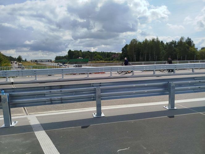Nowy wiadukt na A2 w ciągu ul. Domanickiej w Siedlcach jest już otwarty i przejezdny