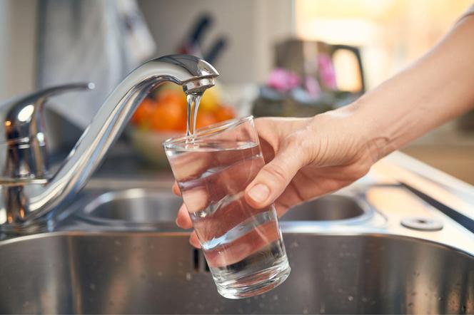 Chcesz się pozbyć mikroplastiku z wody? Zrobisz to łatwiej niż myślisz