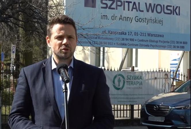 Więcej zgonów w szpitalach niż w oficjalnych danych? Rafał Trzaskowski pyta rząd 