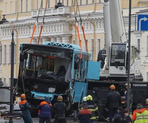 Rosja/ Autobus wpadł do rzeki w Petersburgu – trzy osoby nie żyją