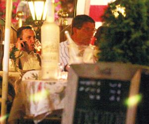 Sikorski pije w samotności