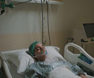 Złoty chłopak. Ferit, Seyran i Suna w szpitalu