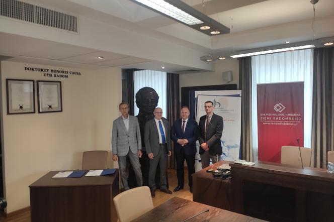 Radomski uniwersytet podpisał porozumienie z IPHZR