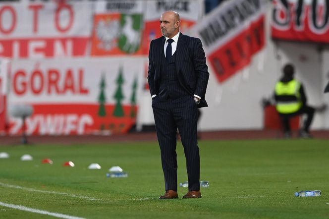 Michał Probierz wystrojony na Finlandia - Polska