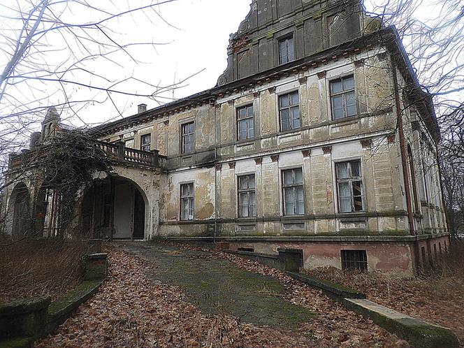 Opuszczony pałac na Dolnym Śląsku