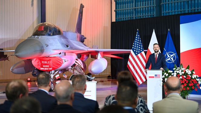 Umowa na modernizację F-16 podpisana