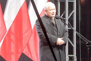 Jarosław Kaczyński na uroczystości odsłonięcia pomnika brata