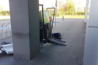 Ktoś wysadził bankomat w Toruniu. Policja prosi o pomoc świadków