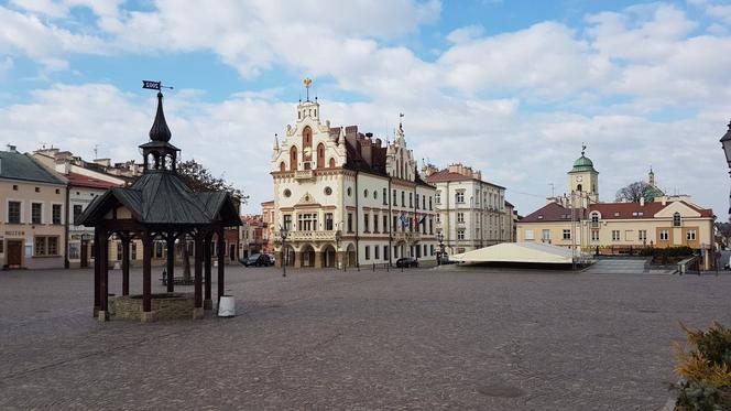 RZESZÓW: Kolejne zakażenia koronawirusem w Urzędzie Miasta. Potwierdzonych 30 przypadków