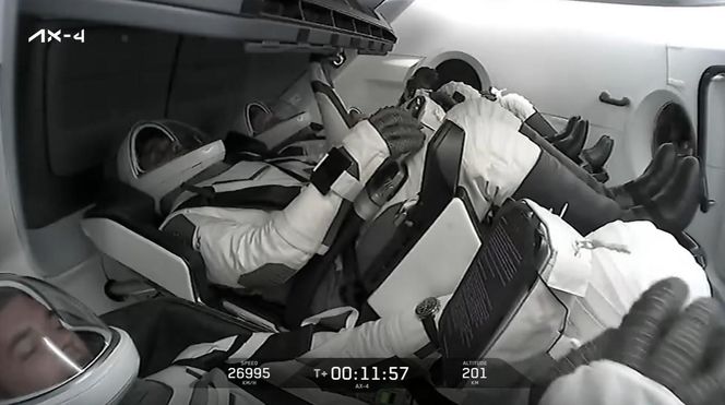 Sławosz Uznański-Wiśniewski poleciał w kosmos! Tak wyglądał start misji Axiom-4
