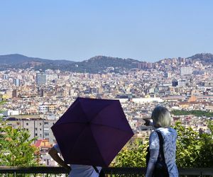 Fala upałów w Europie! Centra chłodzenia powstają w miastach