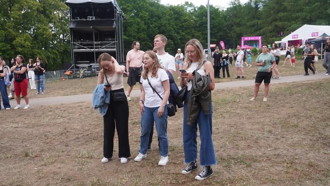 Kortowiada 2024. Drugi dzień koncertów na plaży przyciągnął tłumy. Zobacz zdjęcia!