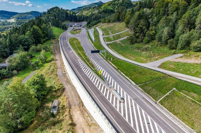Otwarcie drogi ekspresowej S1, tzw. obejścia Węgierskiej Górki - tak droga wygląda dziś