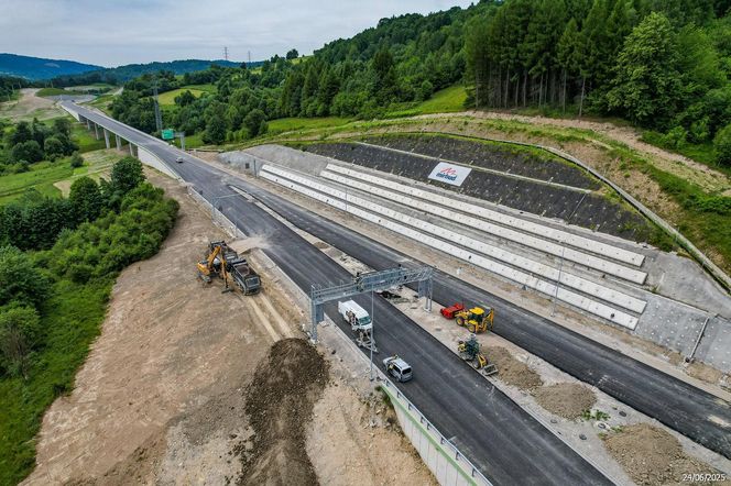 Tak wygląda obecnie budowa S1 Przybędza Milówka. Powstaną tu ogromne estakady, dwa tunele i centrum zarządzania ruchem