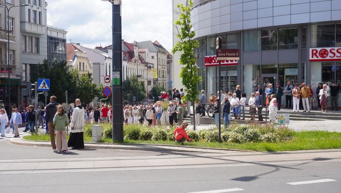 Boże Ciało 2025. Tysiące osób uczestniczyło w olsztyńskich procesjach