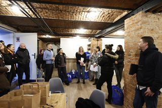 Zanieśliśmy Wigilię seniorom na Pradze. Ekipa Super Expressu razem ze stowarzyszeniem Otwarte Drzwi