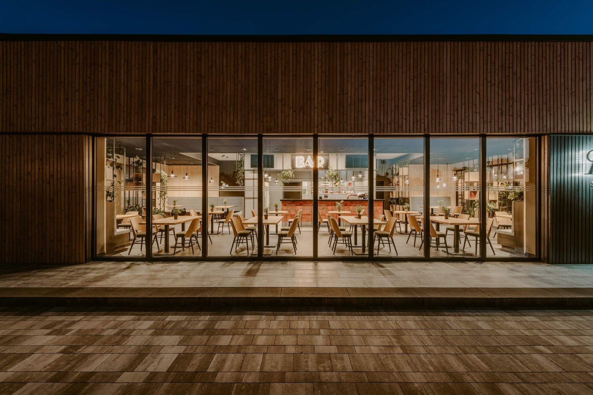 Dom weselny Lubaszka pracowni MEEKO Architekci