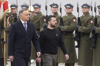 Powitanie prezydenta Ukrainy pod Pałacem Prezydenckim