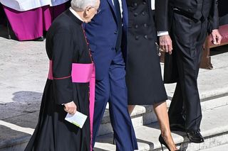 Donald Trump tuż przed pogrzebem papieża Franciszka podszedł do trumny. Co się stało?