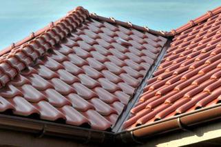 Pokrycie dachowe bez błędów: jak wykonać kosz dachowy?