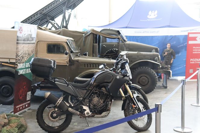 Retro Motor Show rozpoczęte! Wyjątkowe samochody na MTP!