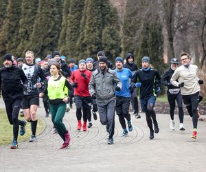 Parkrun w Katowicach to cotygodniowe tłumy. Biegły nawet psy ZDJĘCIA