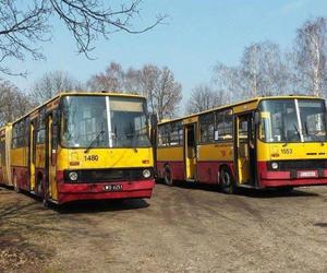 W Łodzi na trasy turystyczne wyruszyły autobusy Ogórek i Ikarus oraz tramwaj Sanok. Zostaną na długo! [TRASY, TERMINY]