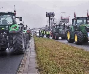 Kolejne protesty rolników na Kujawach i Pomorzu. Utrudnienia w powiecie aleksandrowskim
