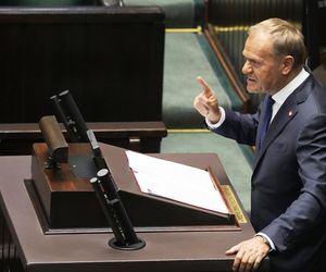 Iskrzy między Donaldem Tuskiem a Karolem Nawrockim