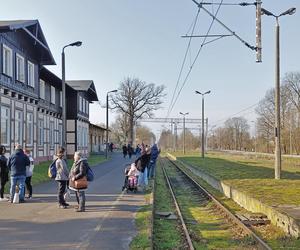 Zabytkowy pociąg w Ciechocinku