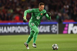 FC Barcelona - Girona NA ŻYWO. Goście napierają, Szczęsny ratuje Barcę! [Wynik live]