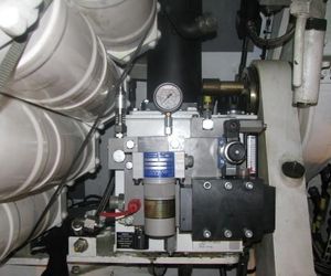 PONAR Wadowice zaprojektował i wykonał siłownik hydrauliczno-pneumatyczny oraz agregat hydrauliczny haubicy 155 mm.
