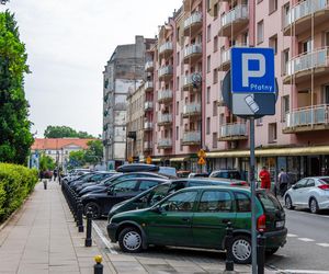 Ulice Śródmieścia Warszawy, na których urzędnicy dostaną miejsca parkingowe