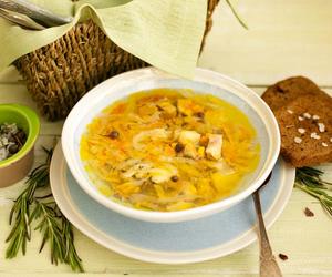 Fasolka w nowej odsłonie. Zupa z serkiem topionym, której się nie oprzesz