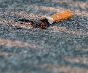 Francja mówi NIE papierosom w miejscach publicznych! Wielki zakaz palenia od 1 lipca – gdzie nie zapalisz?