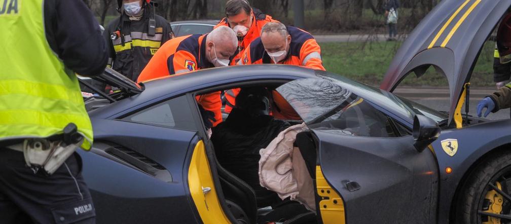 Wypadek Ferrari 488 Pista w Łodzi