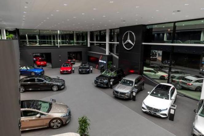 Nowy salon i serwis Mercedes w Warszawie 