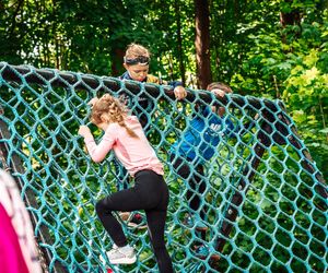 Runmageddon Kids rozgrzał Chorzów. 330 młodych zawodników pokonywało przeszkody
