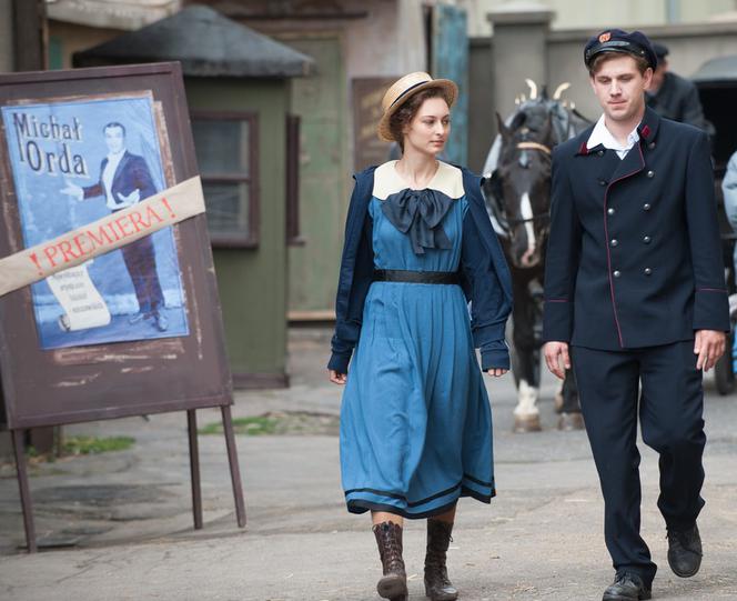 Bodo. Eugeniusz Bodo (Antoni Królikowski), Ada (Anna Pijanowska)