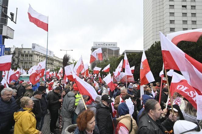   Marsz przeciw imigracji w Warszawie [10.05.2025]