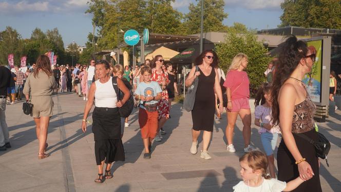 Olsztyn Green Festival 2024. Tłumy na plaży miejskiej. Zobacz zdjęcia z drugiego dnia!